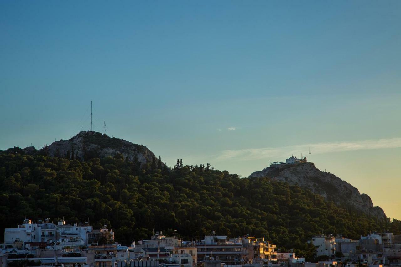 Apartment With Beautiful View Of Lycabettus Atenas Exterior foto